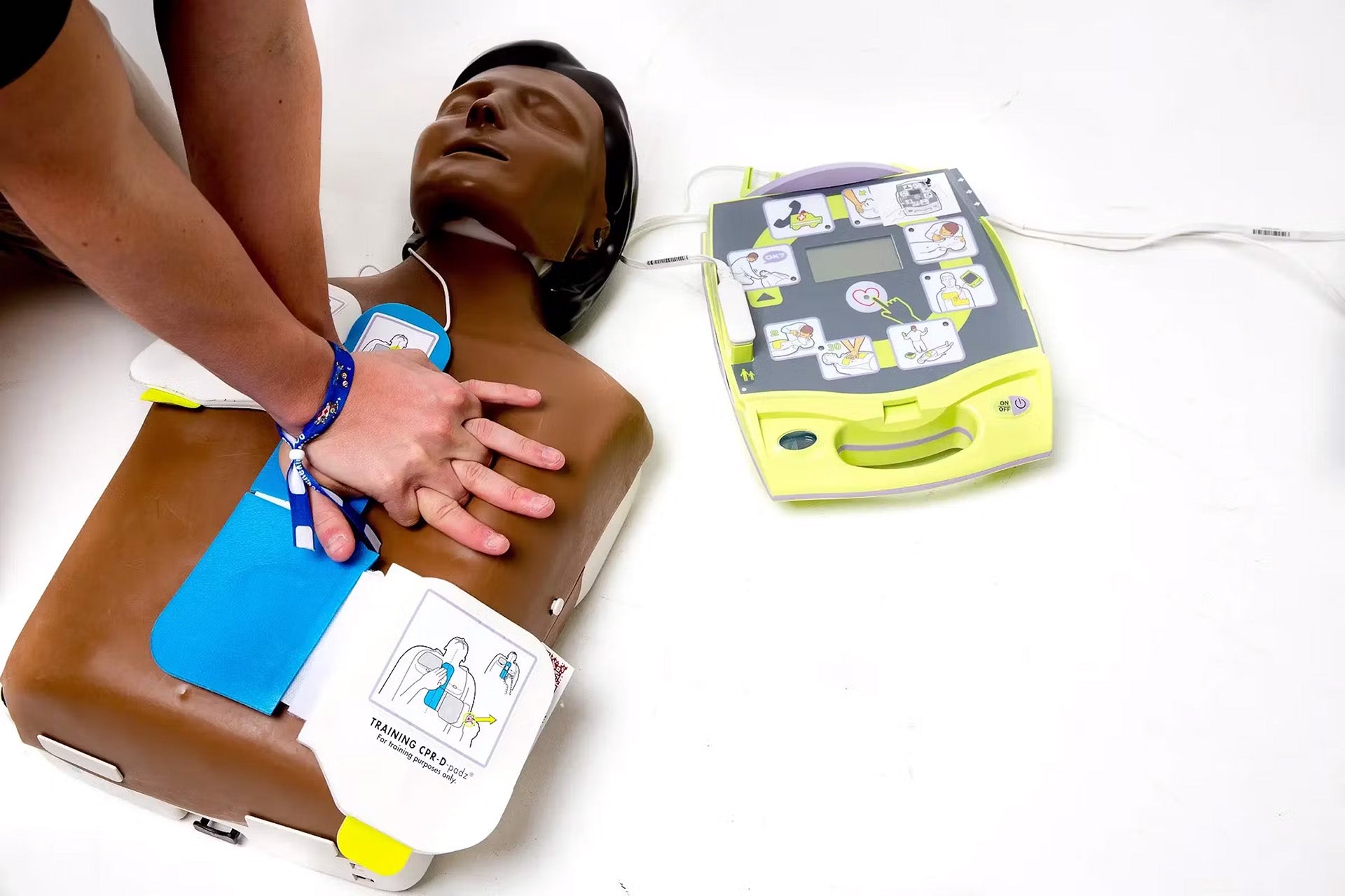 A Guide To Defibrillator Pads